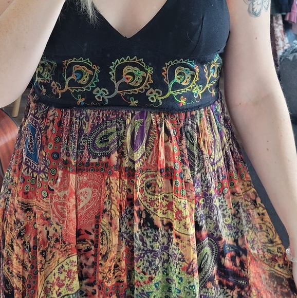 Vintage Paisley Dress - Picture 6 of 12